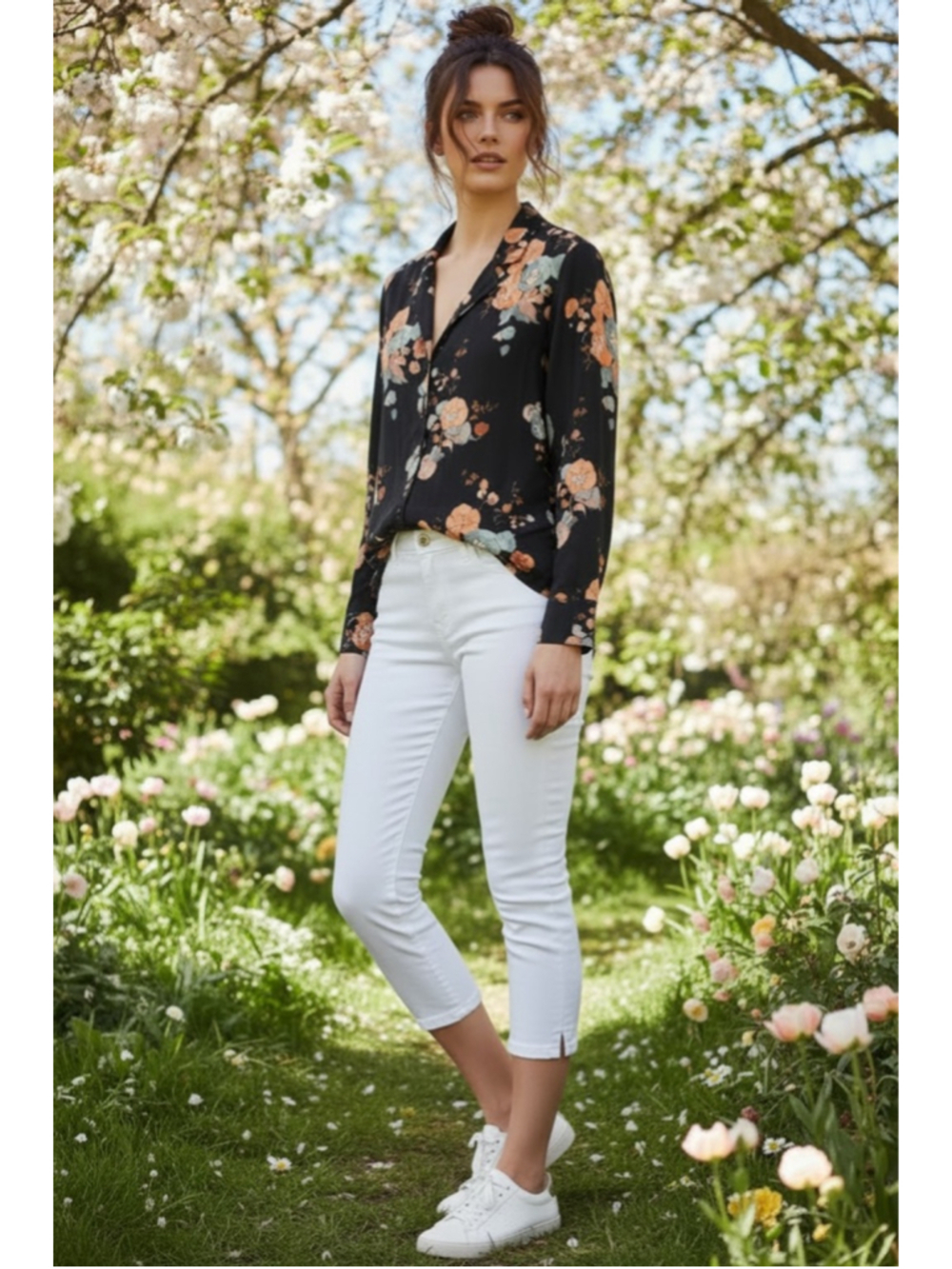 Wilfred Black Floral Button Front Blouse Medium